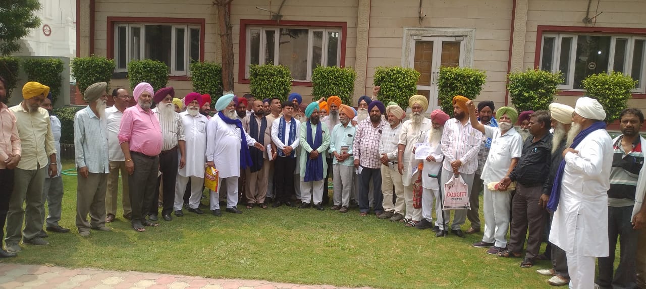 Under the Save Punjab campaign, Bahujan Samaj Party Punjab Coordinator Vipul Kumar and Punjab Incharge Ajit Singh Bhaini reviewed the Vidhan Sabhas